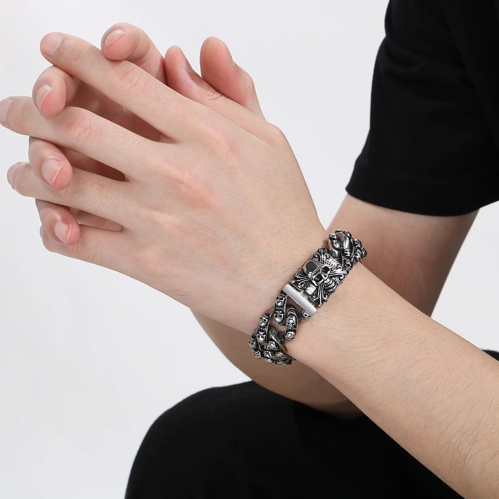 Punk Skull Charm Bracelets For Men Stainless Steel Cuban Chain Men Bangle Bracelet Silver Black Color Skeleton Jewelry